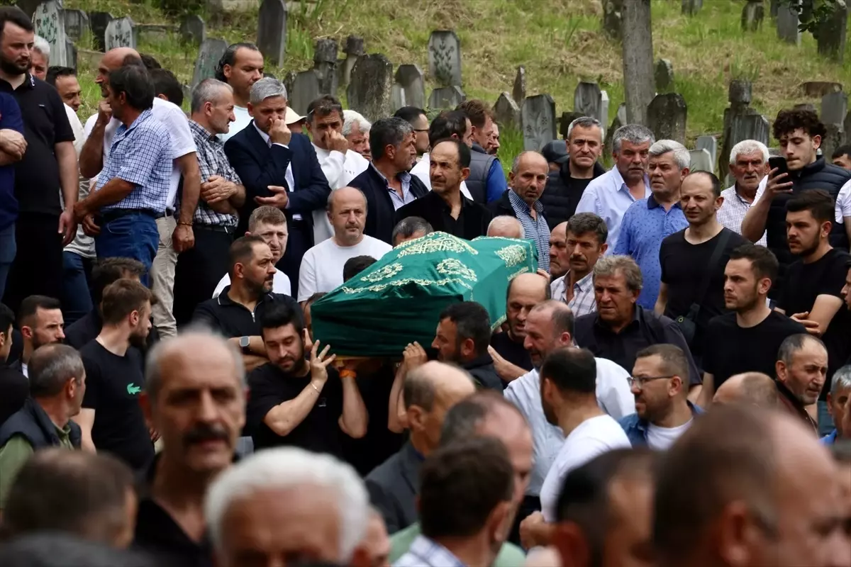Hüseyin Aydın Son Yolculuğuna Uğurlandı