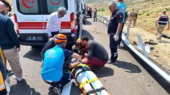 Bingöl'de İki Ayrı Kaza: 8 Yaralı