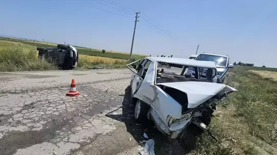 Uşak'ta Trafik Kazası: 5 Yaralı
