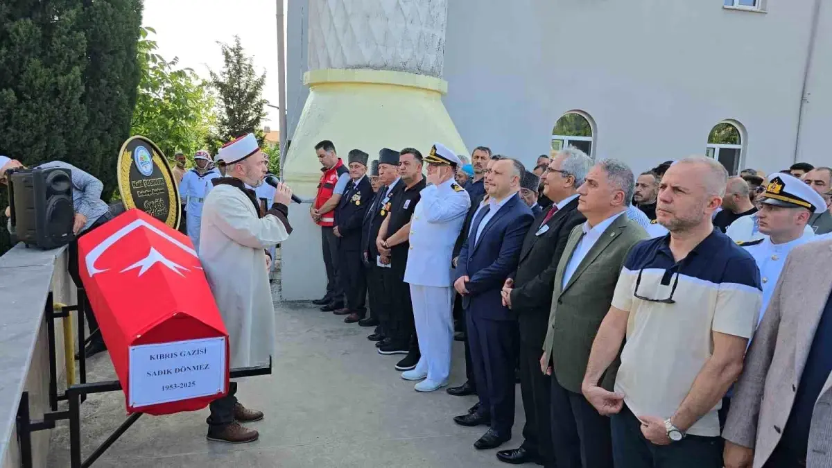 Kıbrıs Gazisi Sadık Dönmez Son Yolculuğuna Uğurlandı