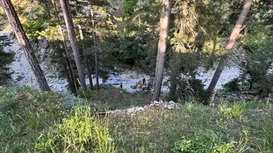 Mersin'de Piknikte Uçurumdan Düşen Kadın Yaralandı